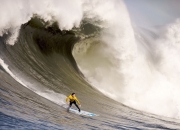 开云体育APP下载-巴林夜战，乔治·拉塞尔全程高能输出，点燃F1新赛季揭幕战