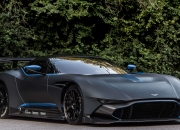 开云体育入口-命运交织的雨夜，当本泽马与尤文图斯在玻利维亚高原击碎宿命