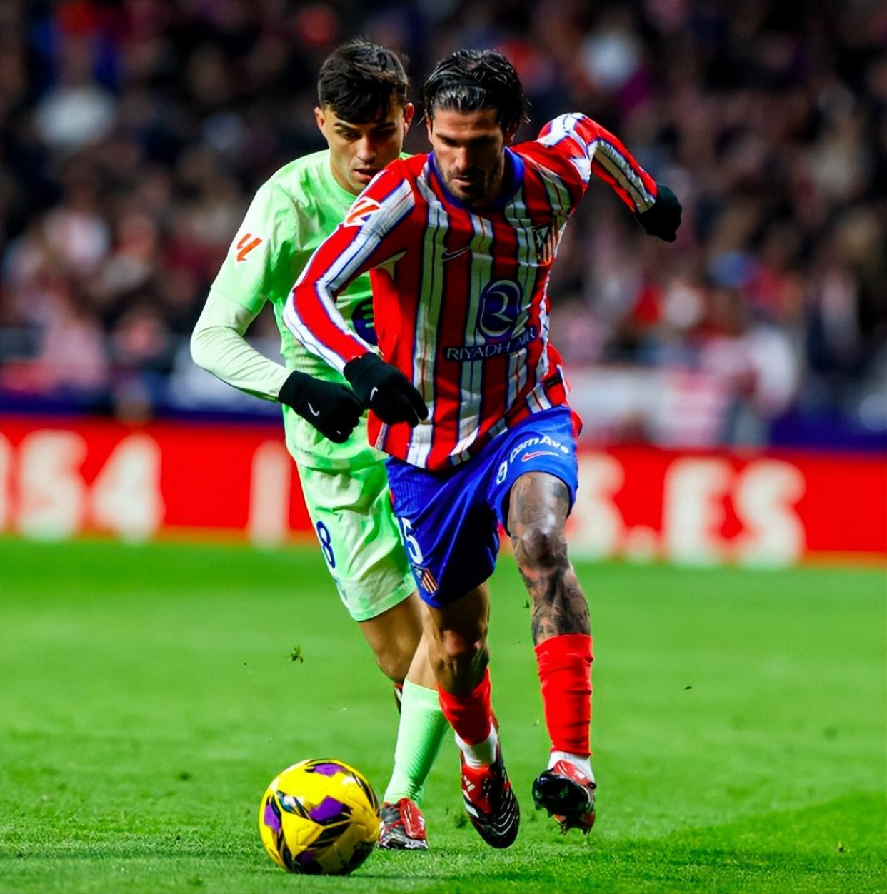 马德里竞技在家门口遭遇惨败，西甲前四之争再度白热化的简单介绍