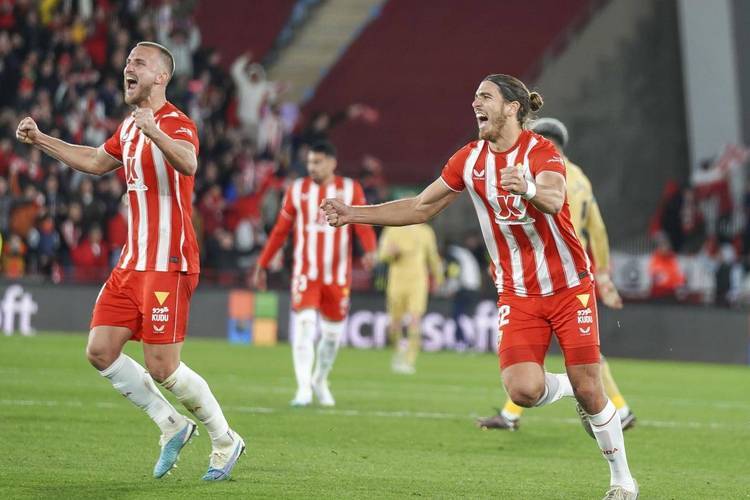 阿尔巴尼亚队面对世界级球队荷兰进行挑战的简单介绍