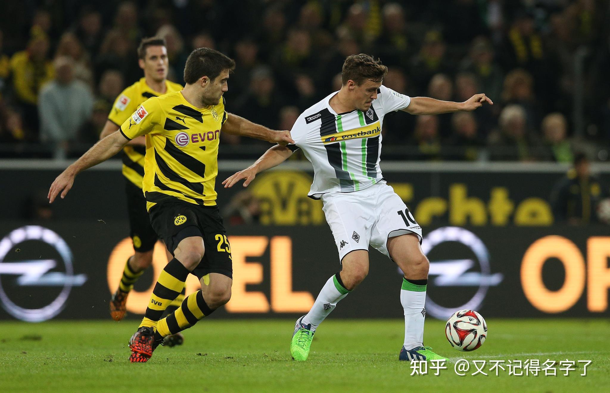 关于多特蒙德客场大胜，积分榜稳步上升的信息