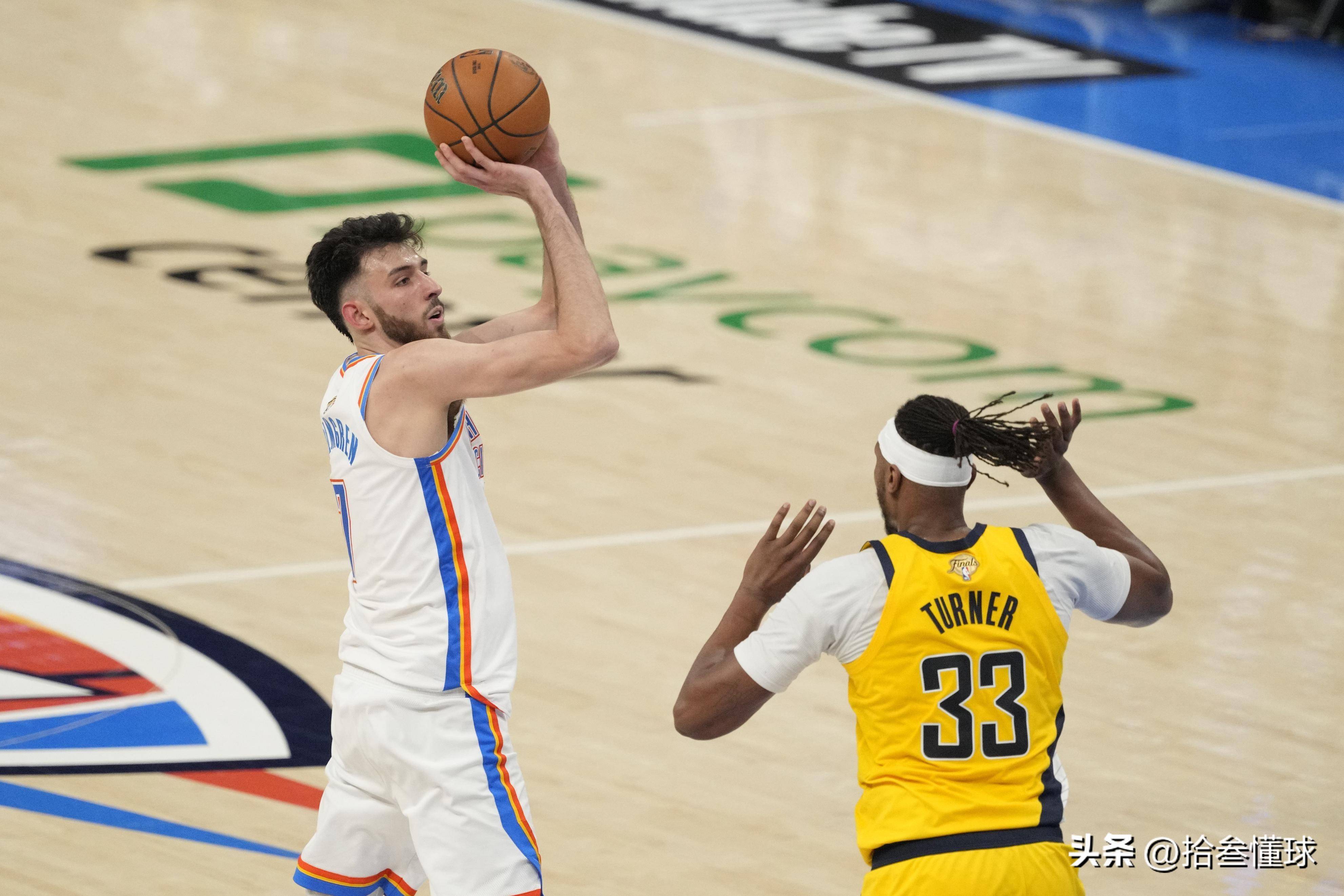 NBA明星选手受伤退赛，引发热议