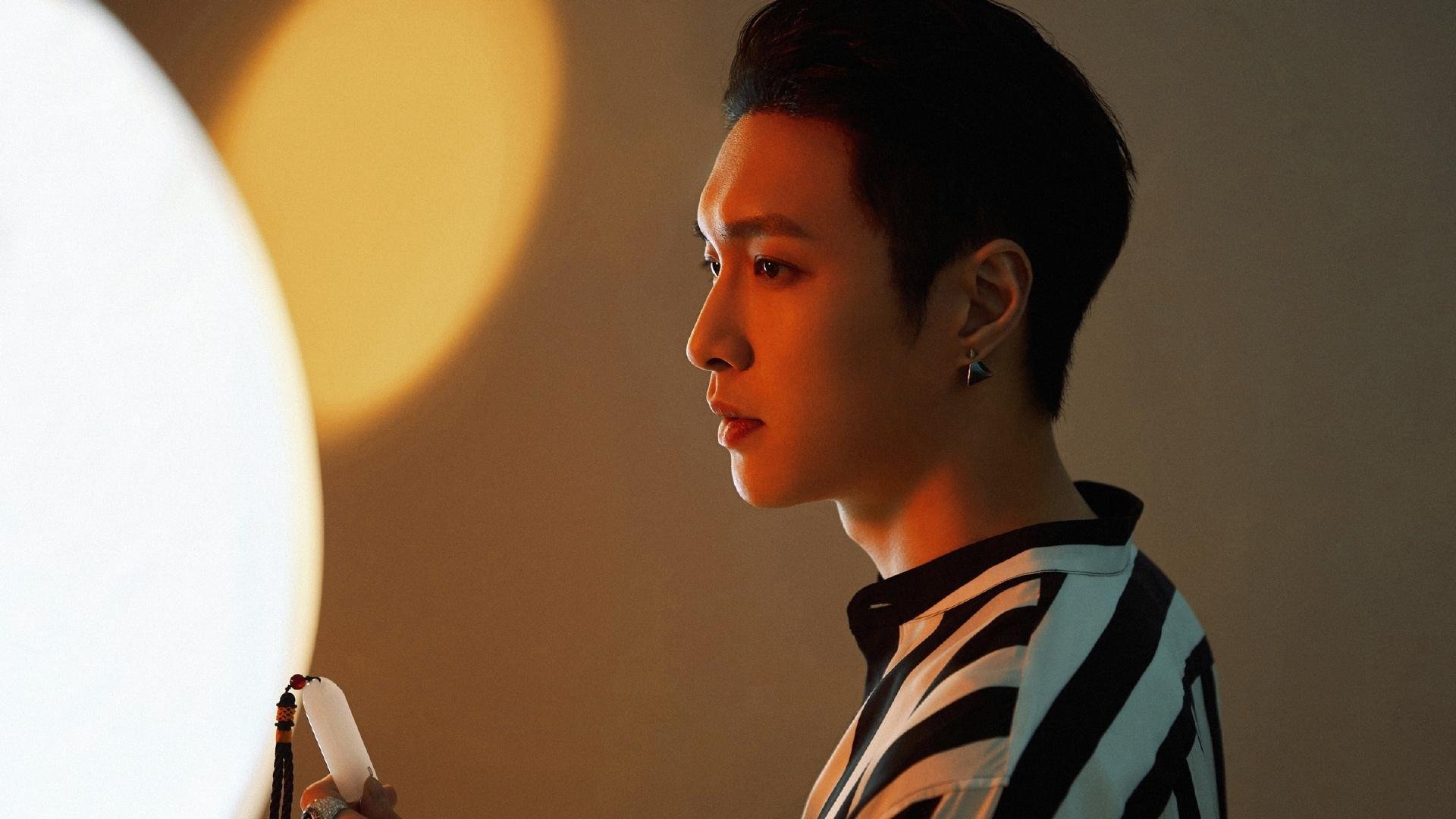 银河破晓时，罗德里戈于无声处听惊雷