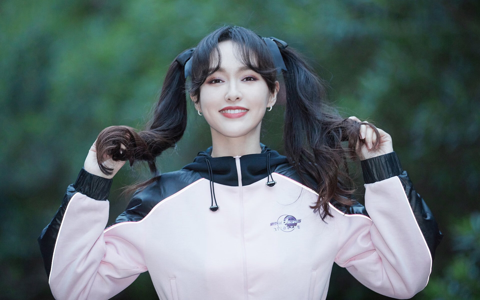 跨界烽火，当贝蒂斯的绿白锁链缠上全黑军团，萨卡用唯一的枪声拉开时代差距