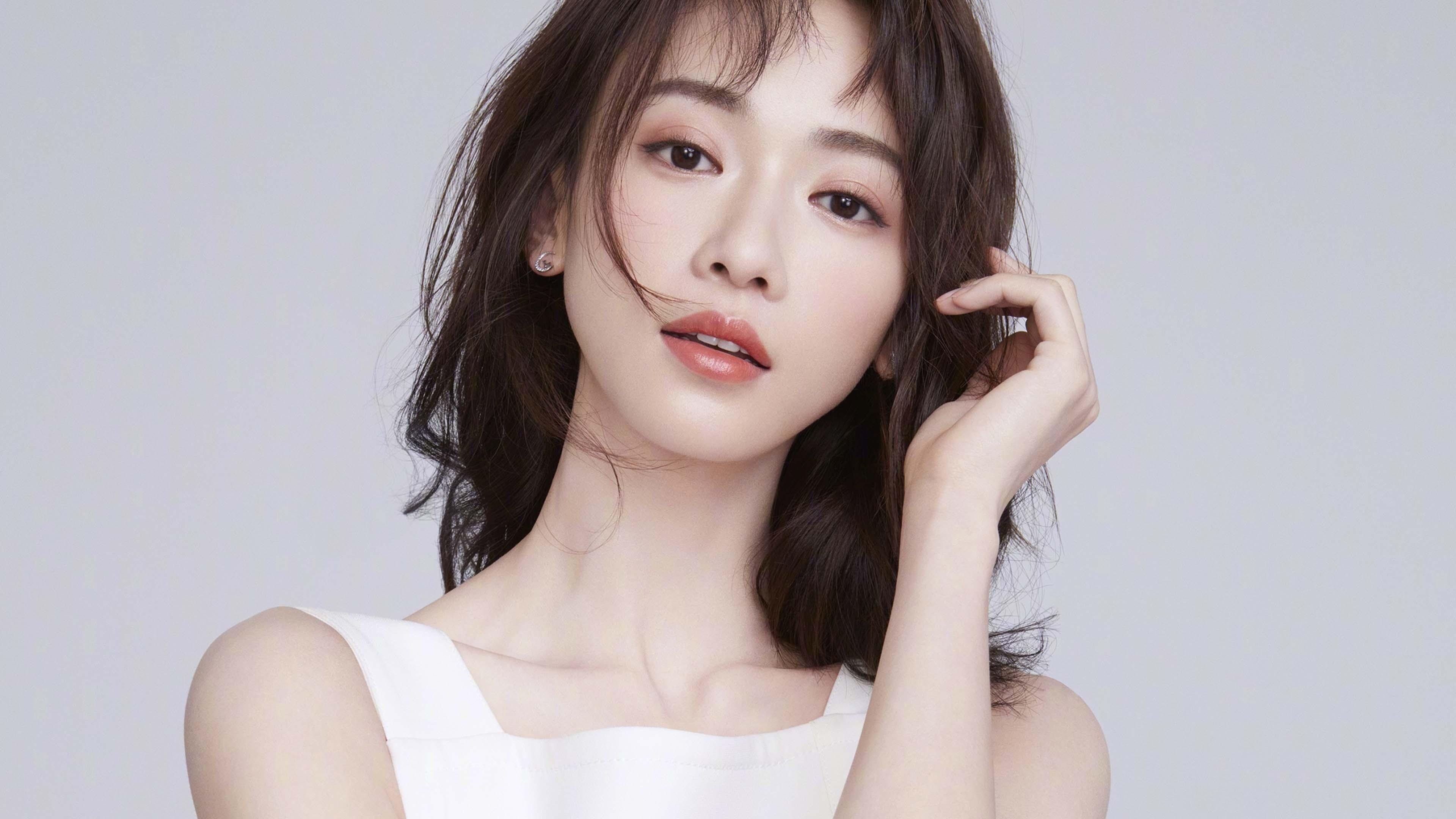 英超争冠之夜，维尼修斯关键战不手软，一剑封喉定江山